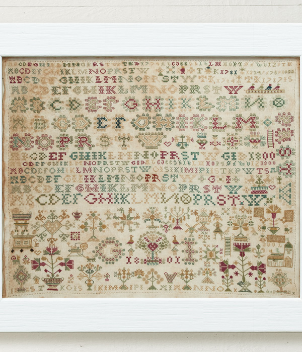 Tjeerdje en Geertje - antique dutch reproduction sampler by Modern Folk Embroidery